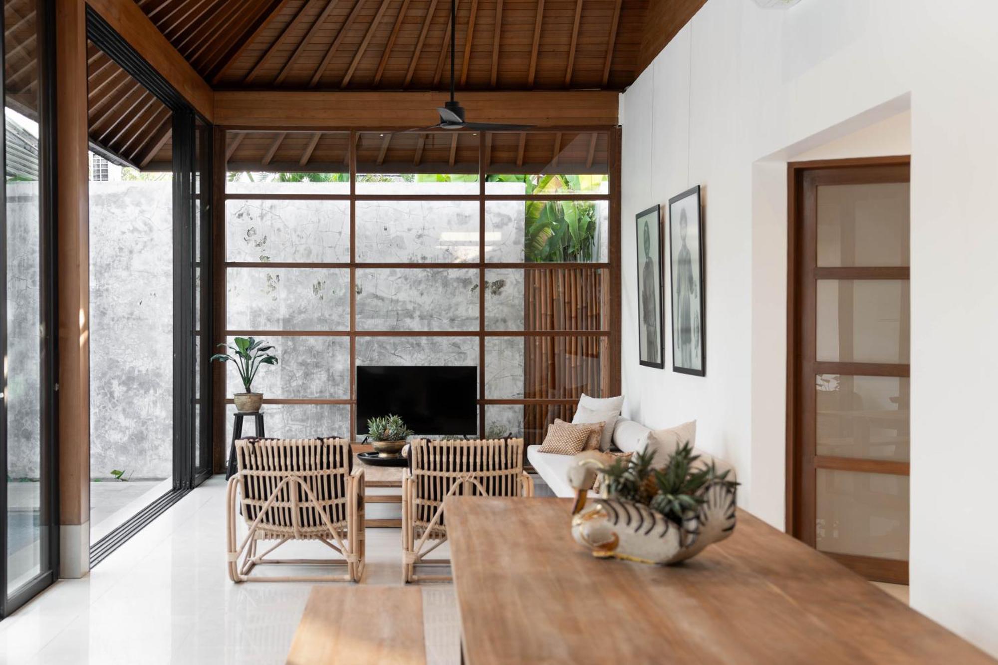 Villa Under The Sun - *